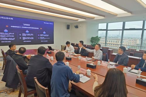 沈阳市大东区委书记王林祥会见紫光云王燕平，深化“人工智能+”战略合作